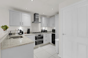 Kitchen- click for photo gallery